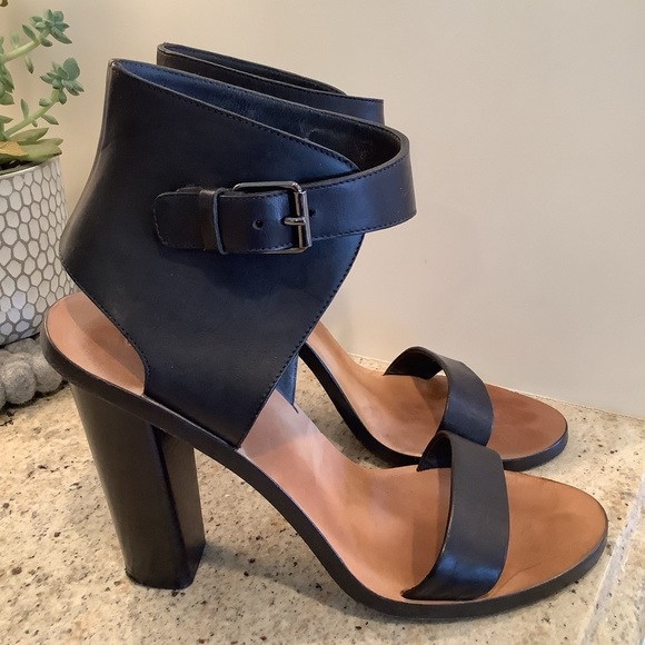 Vince Black Leather Heels Size 10 “Nicole” - Picture 1 of 10